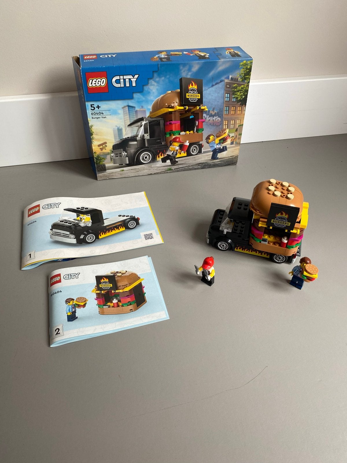 Lego City 60404 Burgerbus - Complete set met doos, Ophalen, City, Lego, Zo goed als nieuw