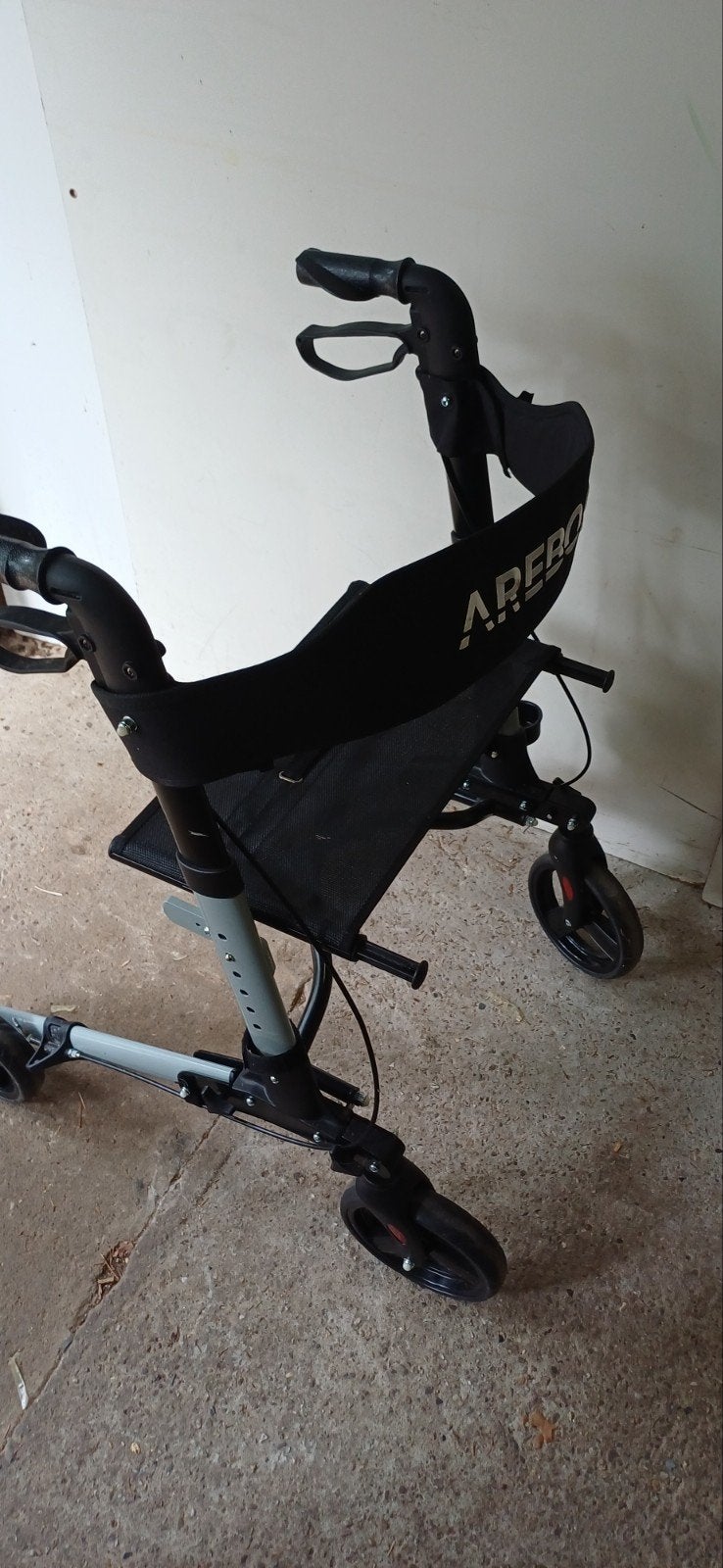 mooie nette rollator Arebos zgan, Ophalen of Verzenden, Zo goed als nieuw
