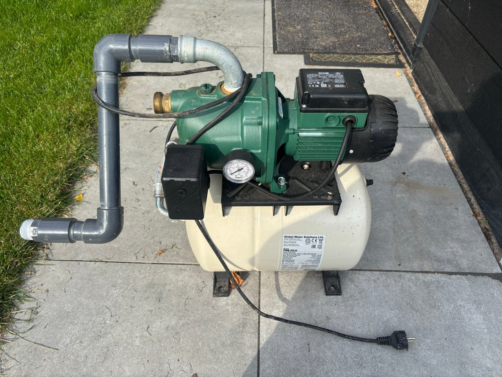 Hydrofoorpomp Global Water Solutions PWB-20LH - 1 jaar gebru, Tuin en Terras, Ophalen, Gebruikt, ., .