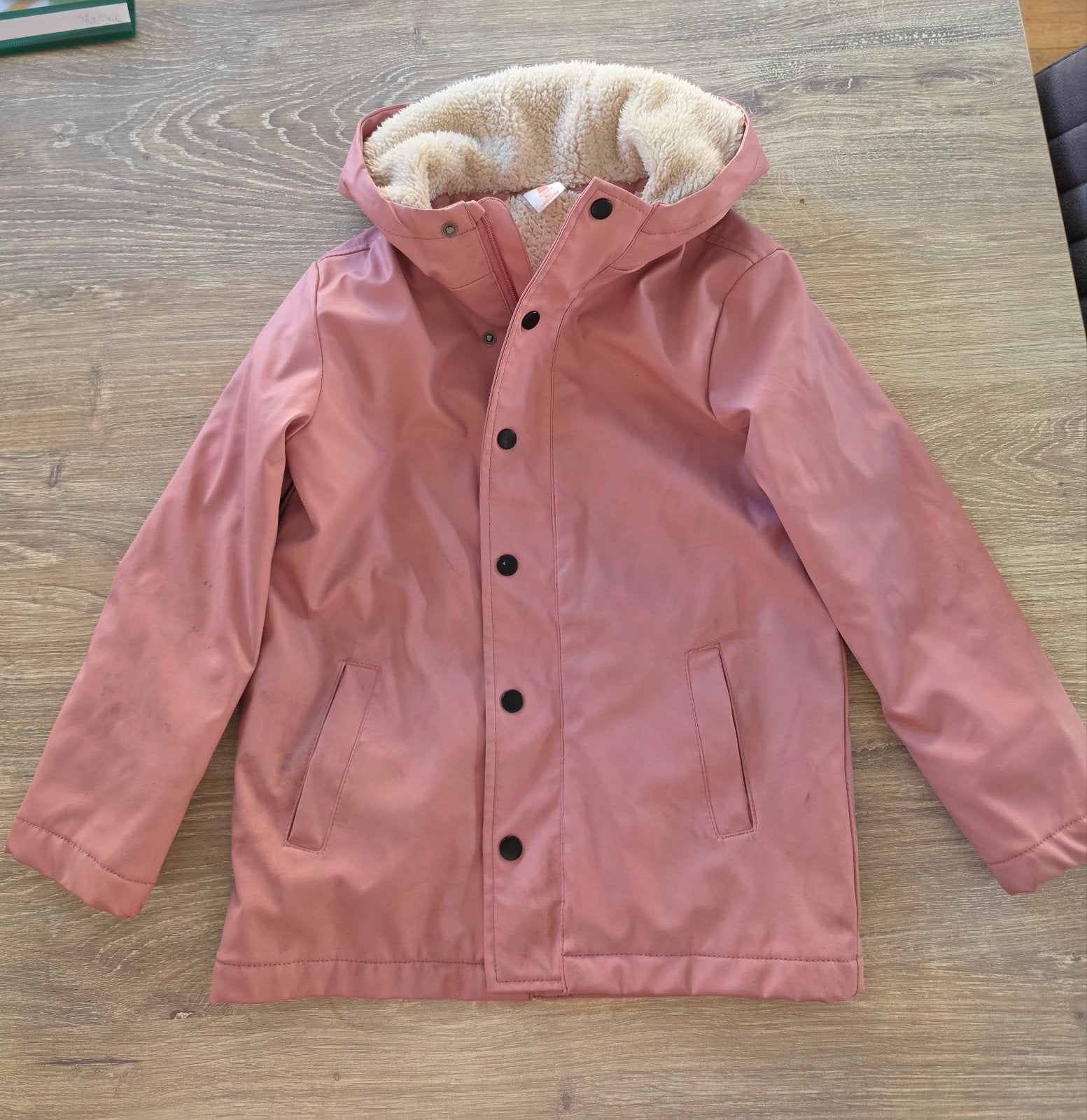 Roze regenjas van de Hema met teddy voering maat 122/128, Gebruikt, Meisje, Ophalen of Verzenden, Hema