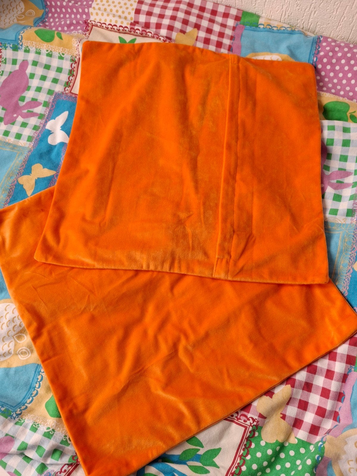 2 oranje kussenhoezen 43x43cm, Ophalen of Verzenden, Nieuw, Oranje, Vierkant