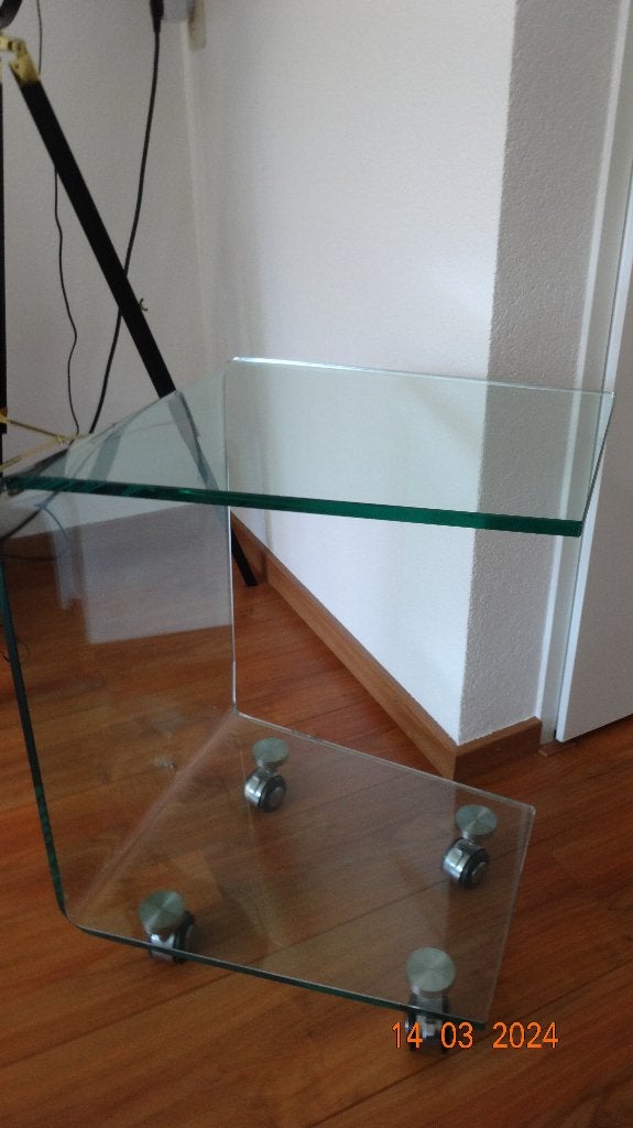 glazen bijzet tafel design, Huis en Inrichting, Ophalen, Minder dan 55 cm, Design, Overige vormen