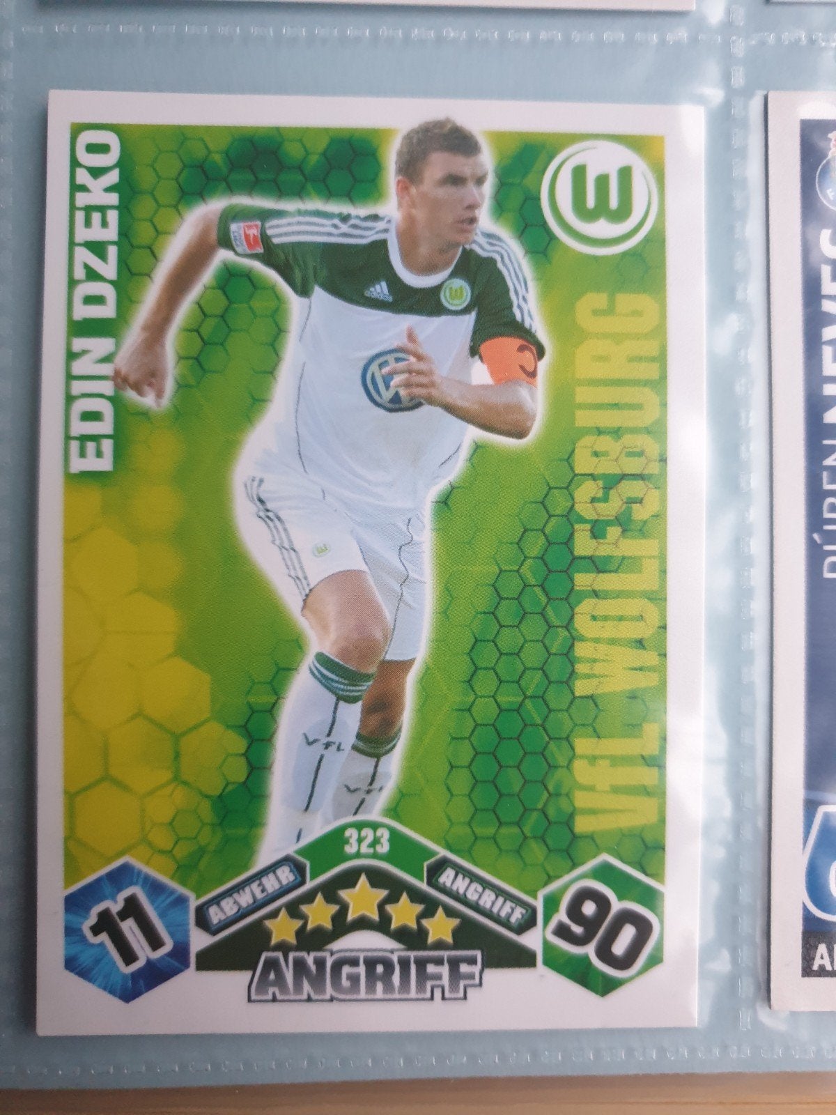 Edin Dzeko VfL Wolfsburg rookie card Topps Panini like, Ophalen, Nieuw, Buitenlandse clubs, Poster, Plaatje of Sticker