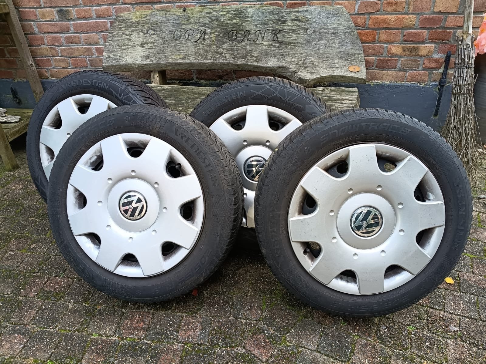 Winterbanden met velgen - Vredestein 205/55 R16, Ophalen, Gebruikt