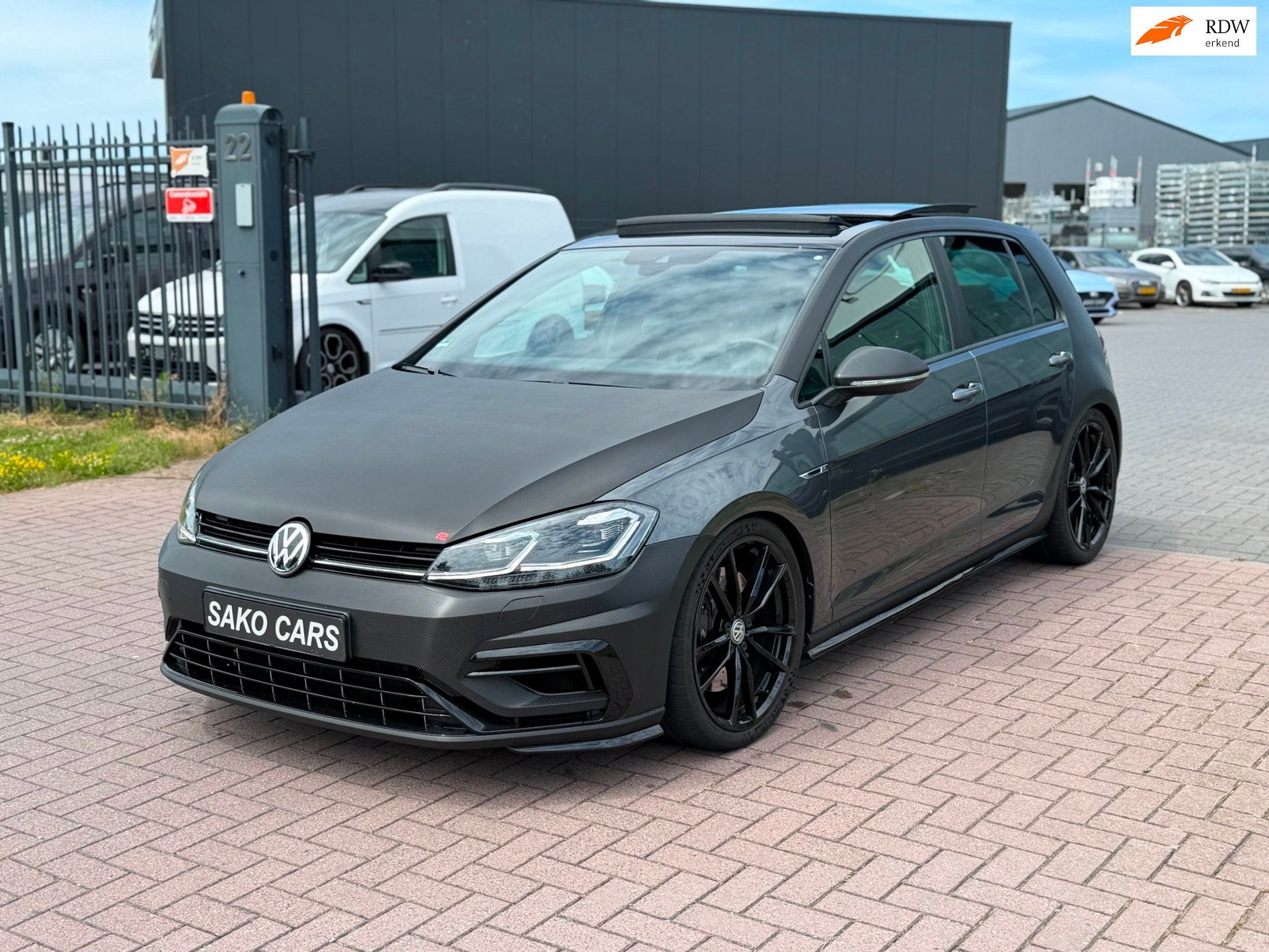 Volkswagen Golf 2.0 TSI 4Motion 7.5R 2017 450PK Nieuwstaat F, Auto's, Automaat, Dealer onderhouden, Gebruikt, Zwart