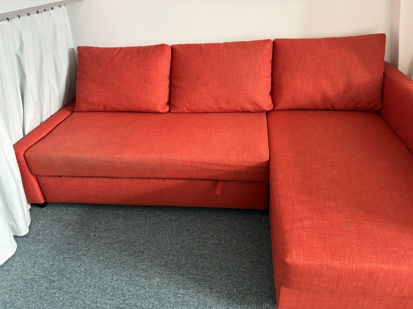 Ikea Friheten rood, Huis en Inrichting, Slaapkamer | Slaapbanken, Ophalen, Gebruikt, Tweepersoons, Overige maten