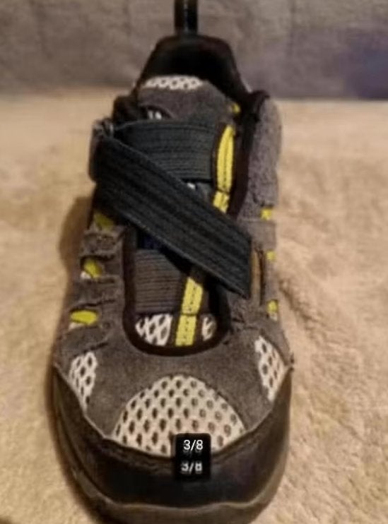Merrell bergschoenen maat 31, Gebruikt, Schoenen, Ophalen of Verzenden