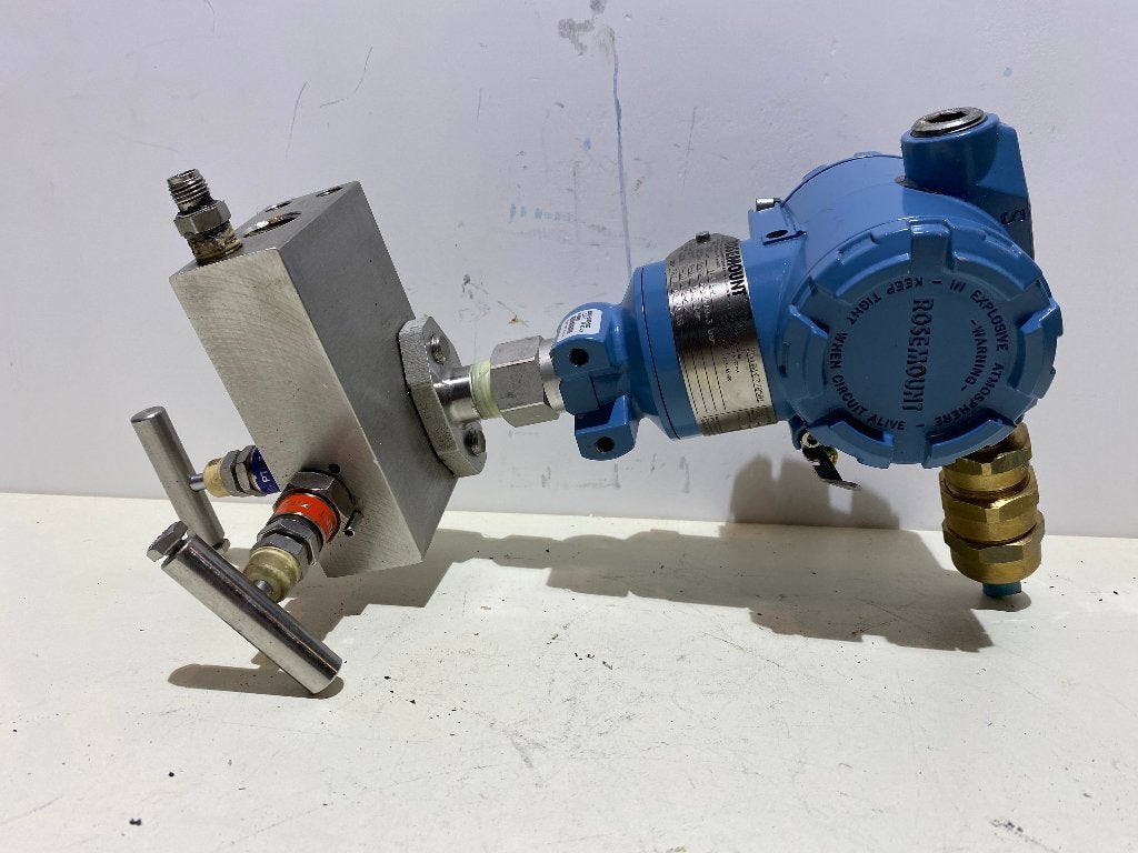 Rosemount druktransmitter pressure transmitter met manifold, Verzenden, Met 2 controllers, 6085NH, Zo goed als nieuw