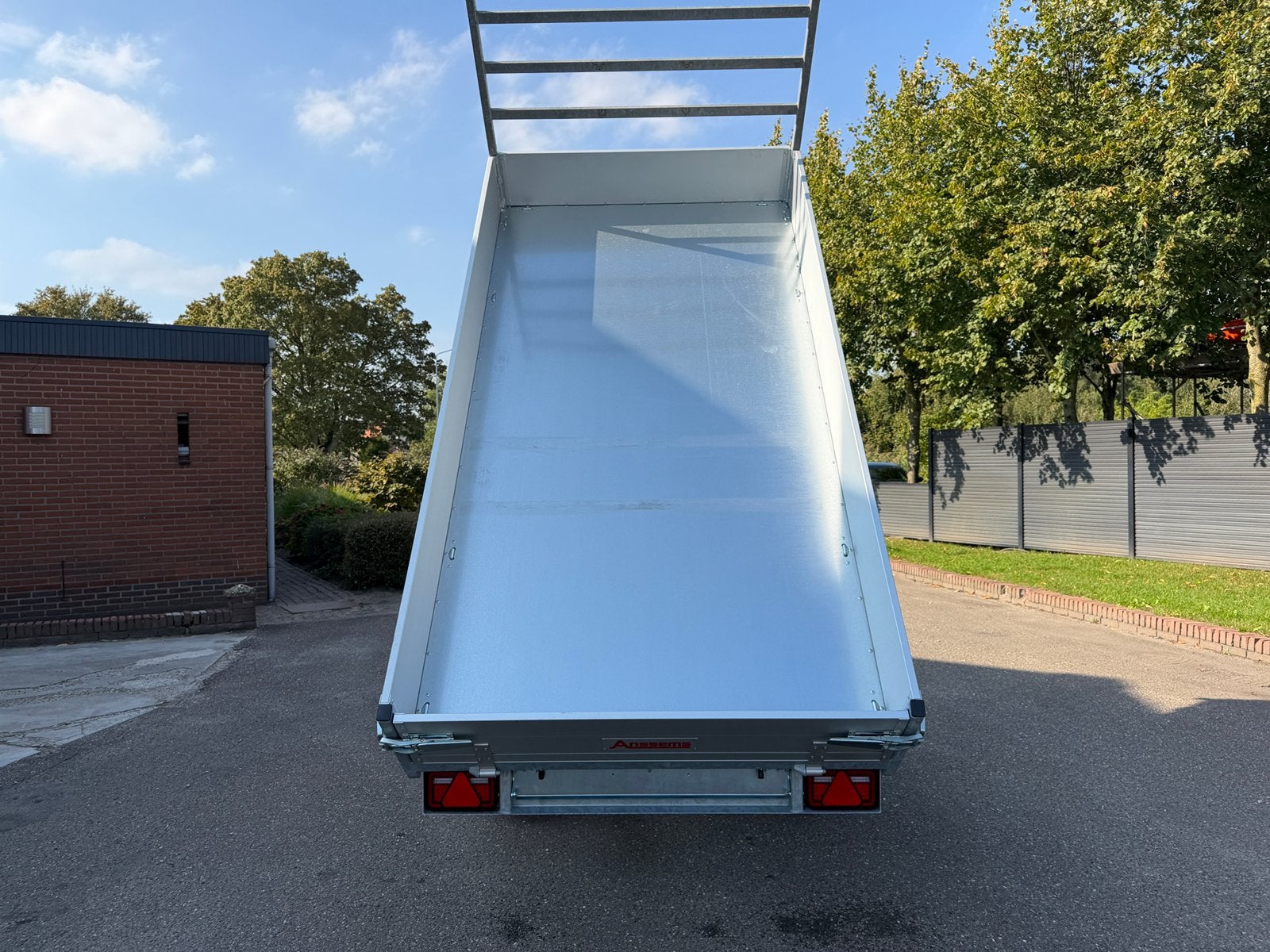 Annsems Elektrische kipper 305x153 rijplaten en koprek2500kg, Ophalen, Nieuw