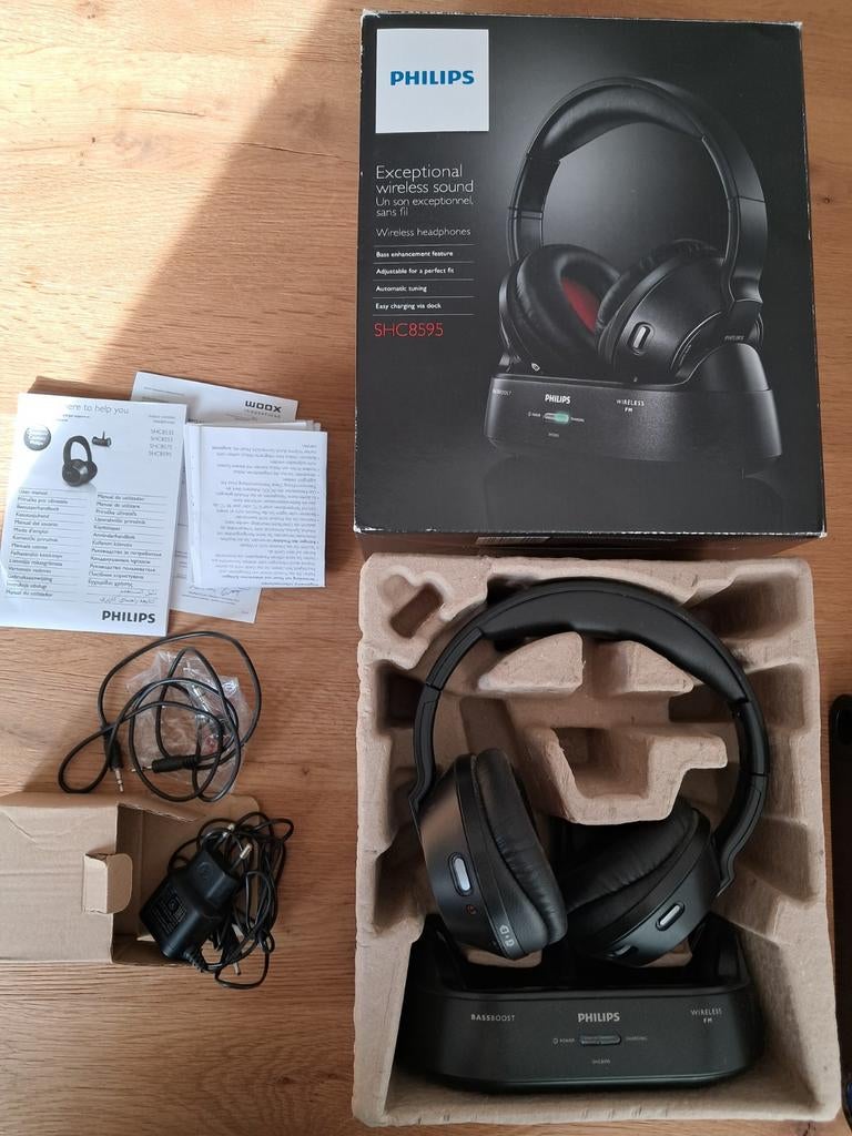 Philips Draadloze home cinema-hoofdtelefoon SHC8595/00, Ophalen of Verzenden, Op oor (supra aural), Philips, Draadloos