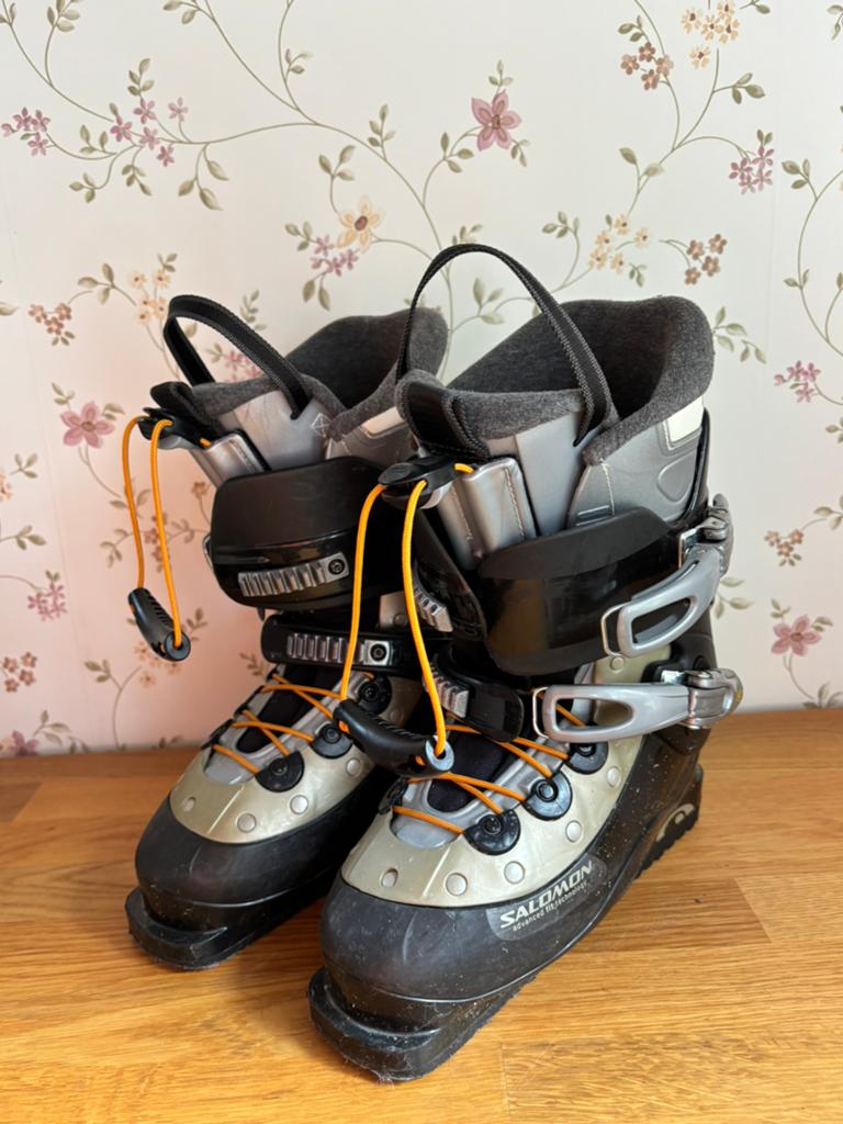 Salomon ski schoenen - Advanced Chassis Technology, Sport en Fitness, Skiën en Langlaufen, Ophalen, 160 tot 180 cm, Gebruikt, Schoenen
