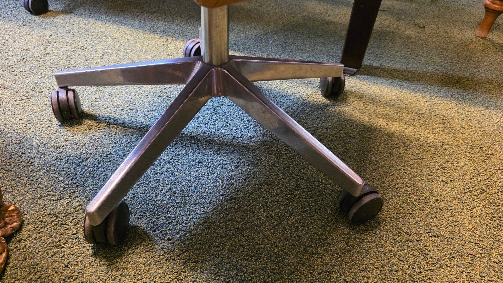 8 x design jorge Pensi bureaustoelen, Antiek en Kunst, Ophalen