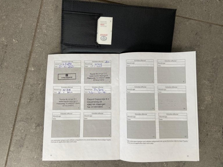 Toyota Auris 1.8 Hybrid Energy CAMERA | CLIMATE CONTROL, Auto's, Toyota, Gebruikt, Wit, Hybride Elektrisch/Benzine, Start-stop-systeem