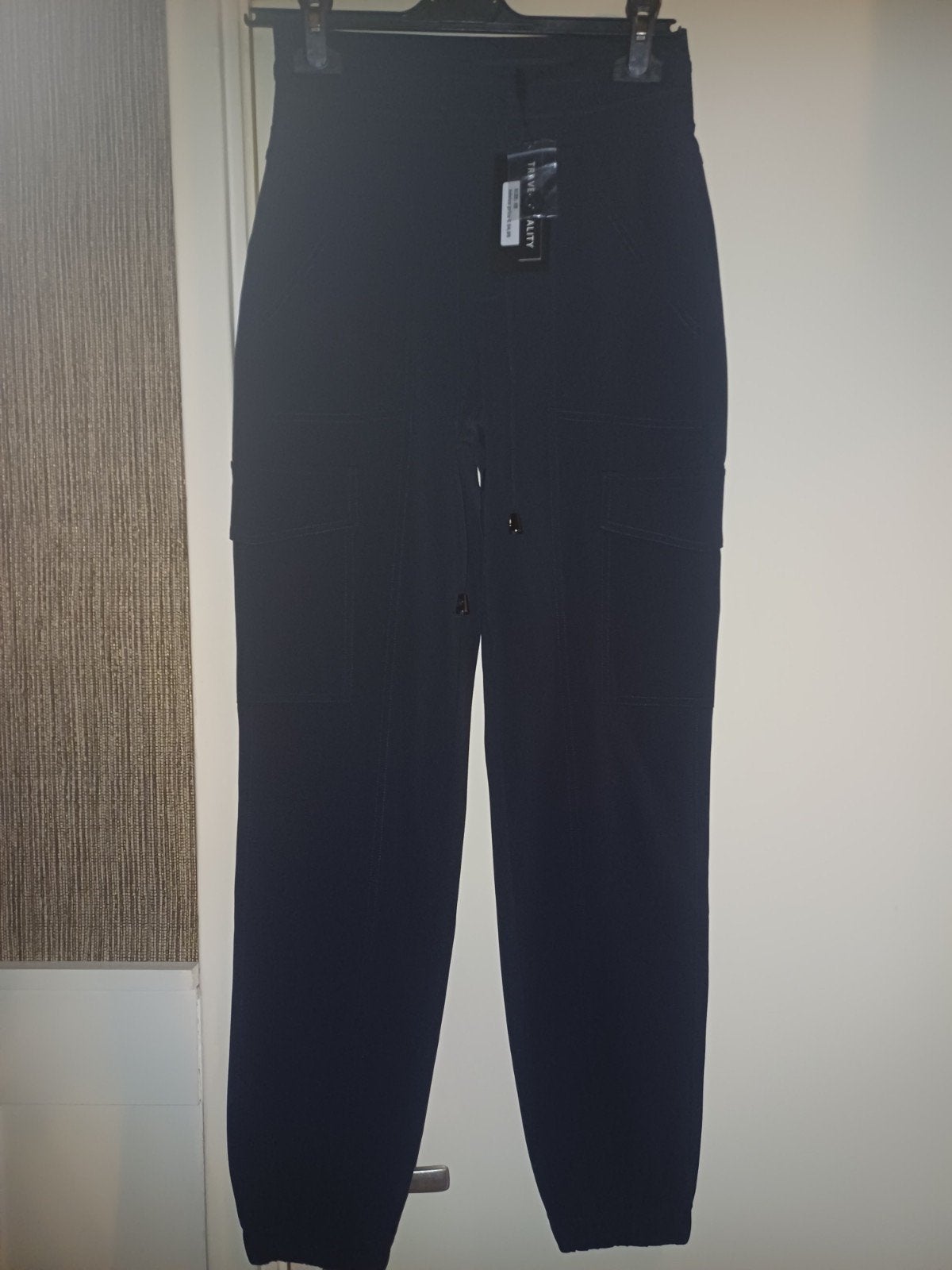 Mi piace travelbroek Cargo Dark blue, leuke zakken, XS, Kleding | Dames, Mp, Blauw, Nieuw, Ophalen of Verzenden