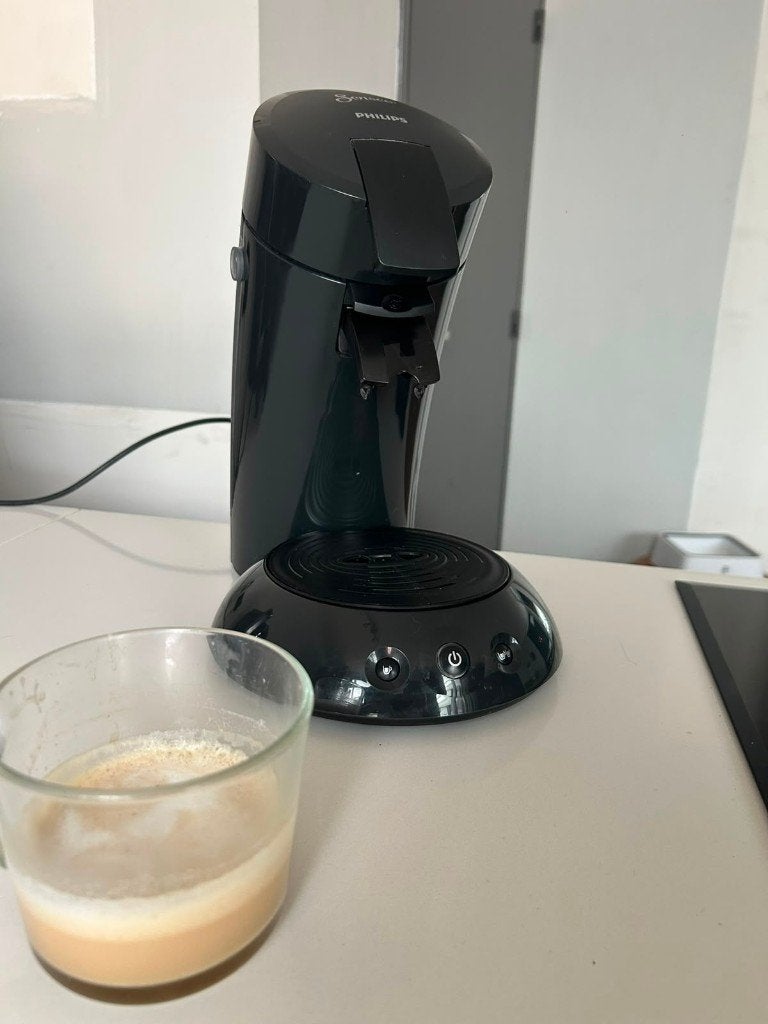 Philips senseo koffiemachine te koop inclusief doos, Ophalen, Koffiemachine, Zo goed als nieuw, 1 kopje