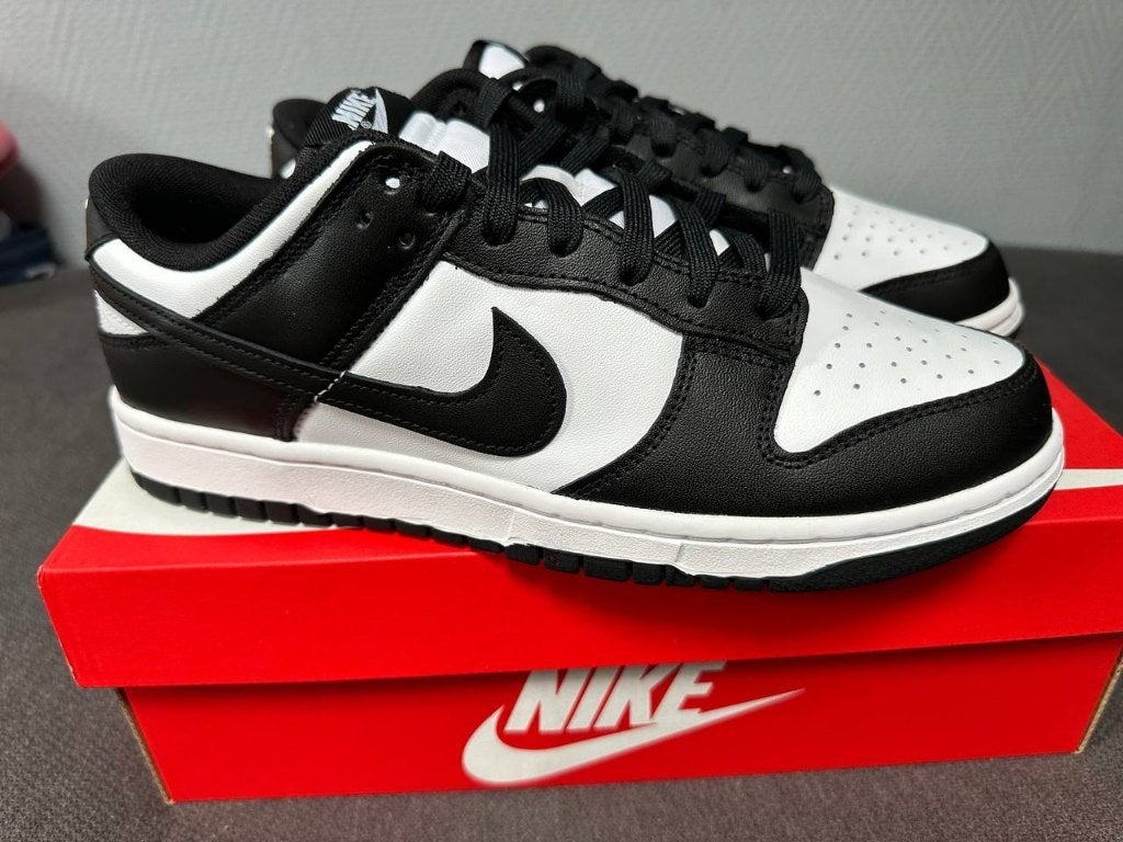 NIEUWE Nike Dunk Low Panda M in diverse maten, Kleding | Heren, Schoenen, Zwart, Nike, Nieuw, Ophalen of Verzenden
