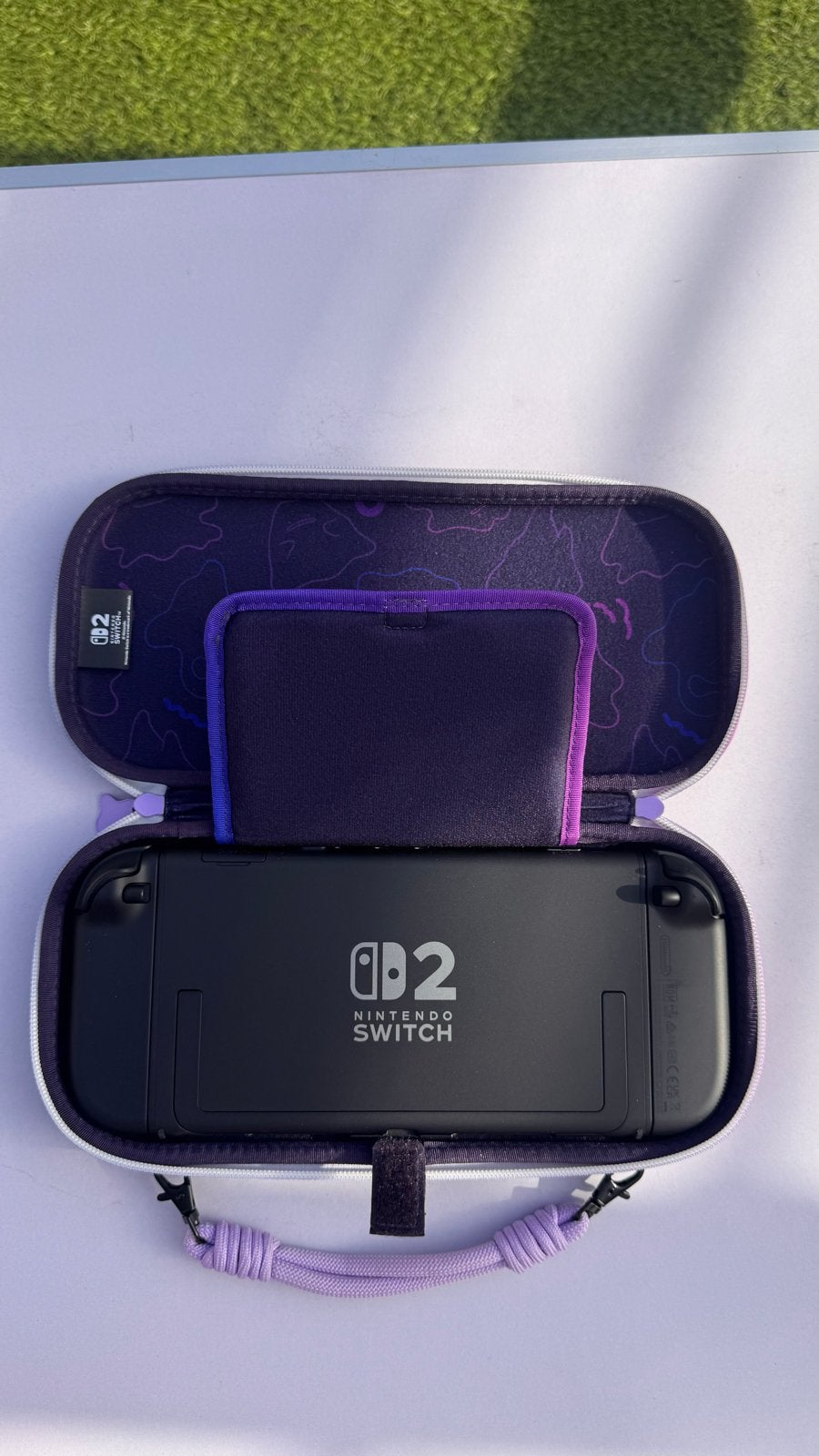 Foto 3 van Nintendo Switch 2 + Zelda BOTW + Pokémon Case