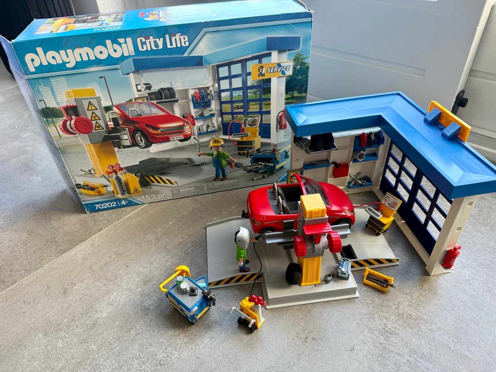 Playmobil City Life Garage 70202 met auto en accessoires, Ophalen of Verzenden, Zo goed als nieuw, Jongen of Meisje