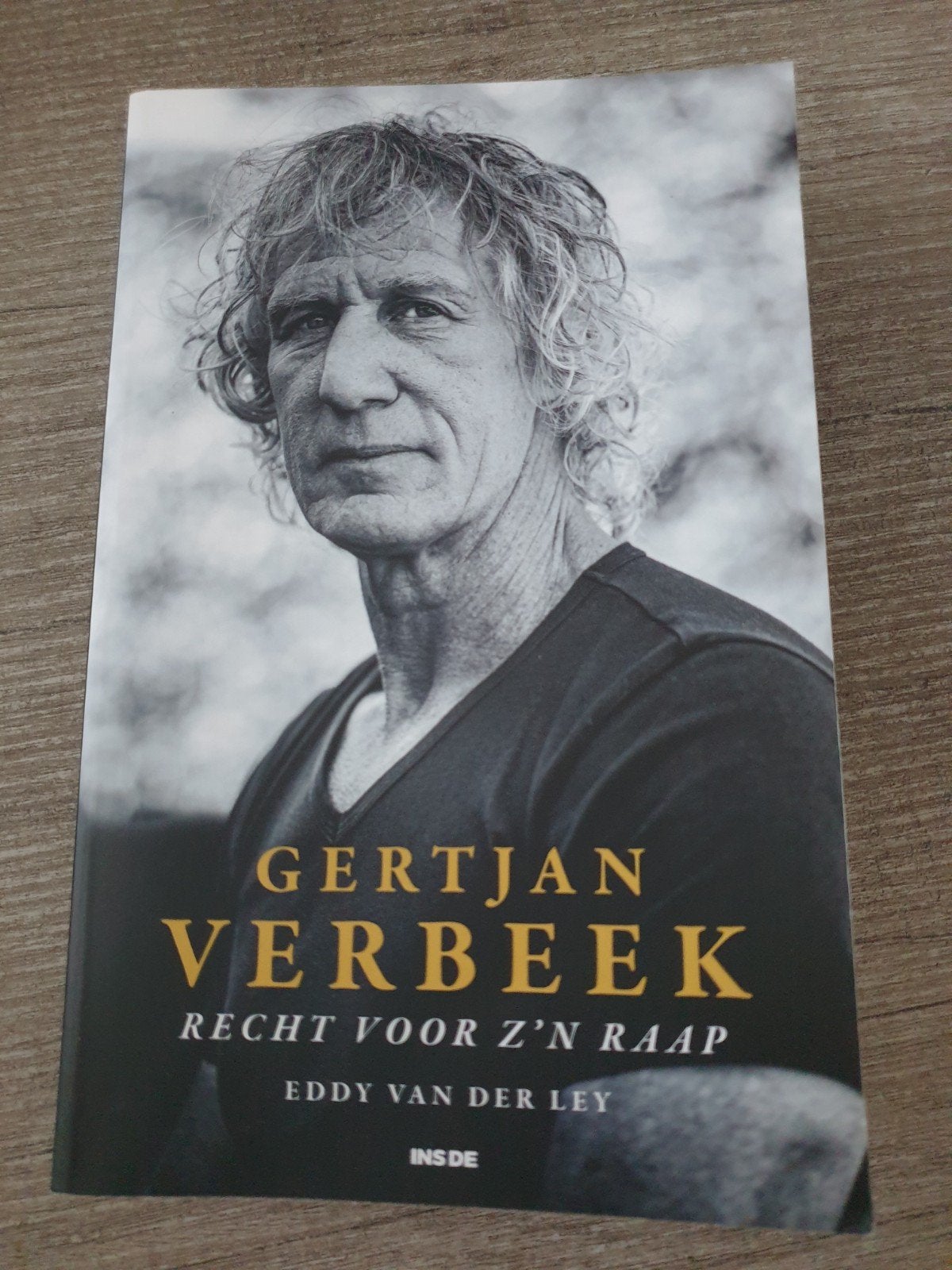 Gertjan Verbeek: Recht voor z'n raap - Biografie, Ophalen of Verzenden, Gelezen, Eddy van der Ley, Sport
