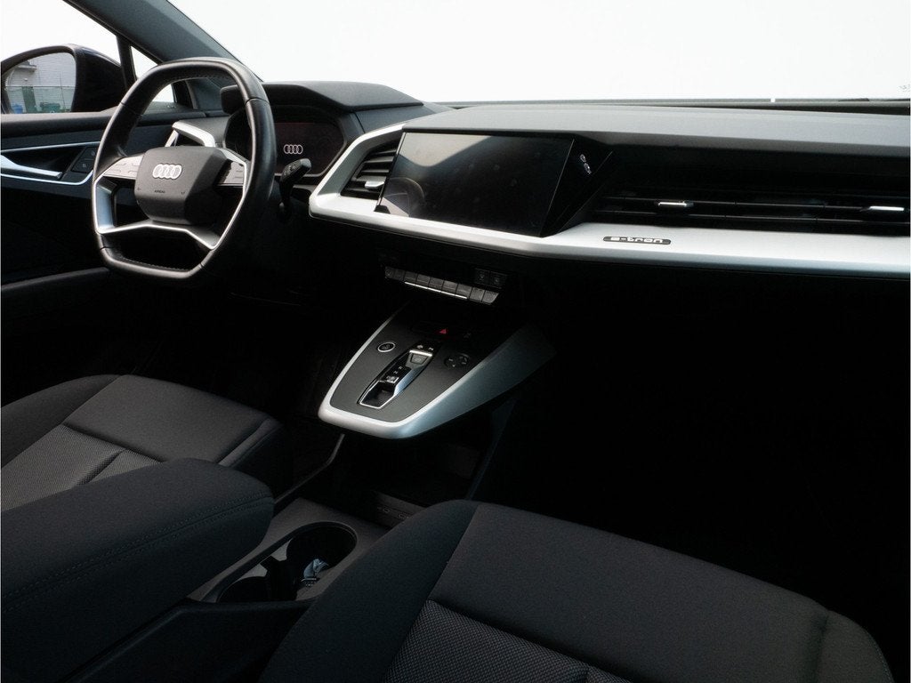 Audi Q4 e-tron 35 Launch edition 55 kWh SOH 91% Stoelverwarm, Auto's, Audi, Gebruikt, Zwart, Origineel Nederlands, Q4 e-tron