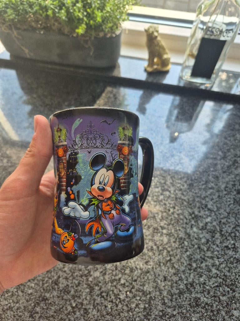 Disney halloween mok, Ophalen, Mickey Mouse, Zo goed als nieuw, Servies