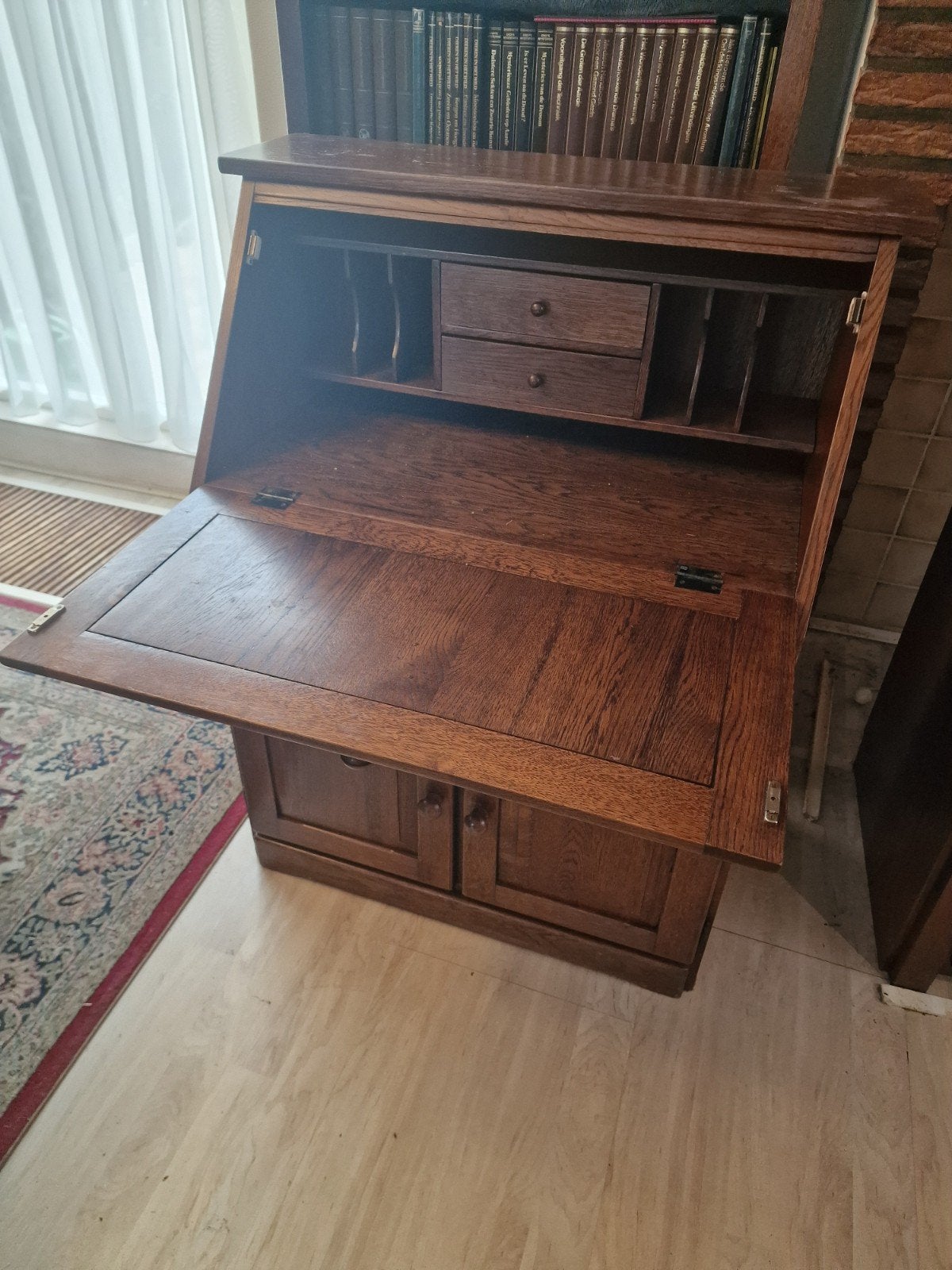 Antiek Eikenhouten Secretaire Bureau | Ophalen in Oldenzaal., Ophalen