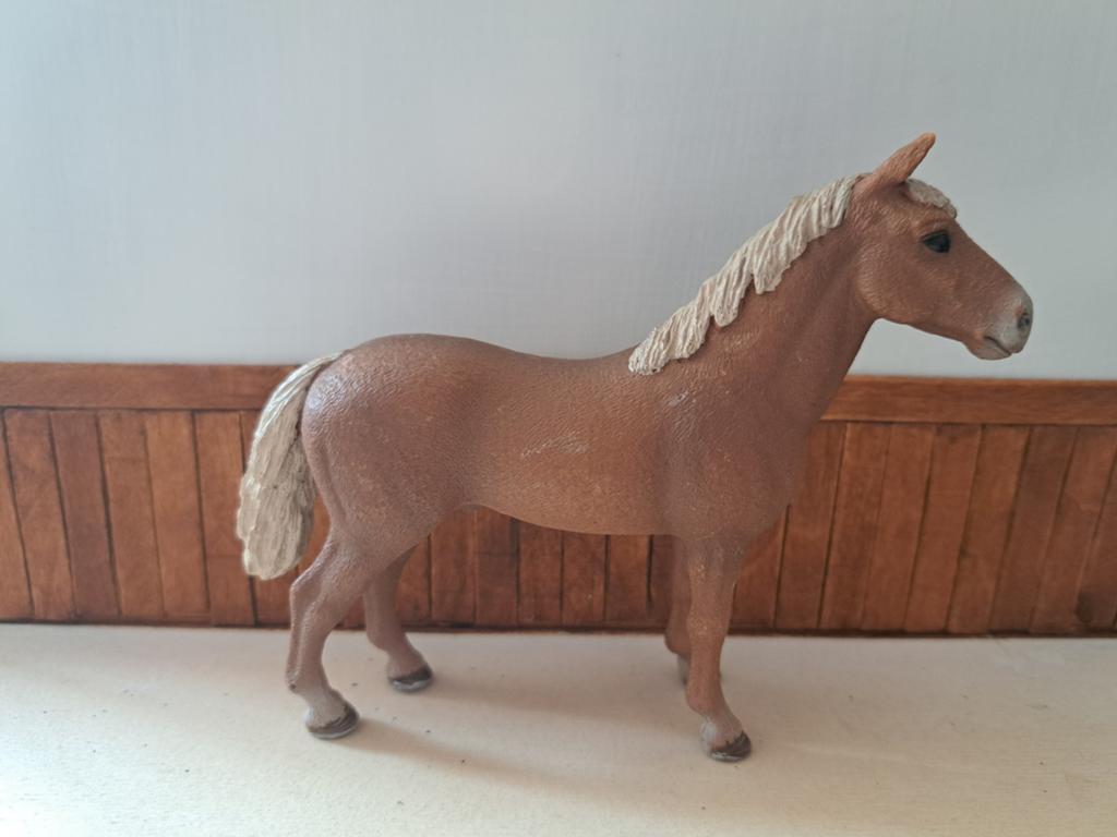 Schleich morgan ruin, Verzamelen, Dierenverzamelingen, Zo goed als nieuw, Beeldje of Figuurtje, Paard, Ophalen of Verzenden