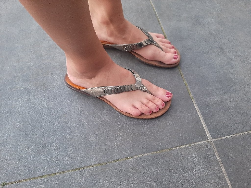 Scholl teenslipper, Ophalen of Verzenden, Gedragen, Sneakers of Gympen