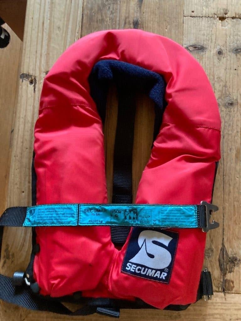 Secumar Zwemvast  met CO2 patroon.. 40 tot 120 kg, Watersport en Boten, Secumar, Ophalen of Verzenden, Zo goed als nieuw, Dame of Heer