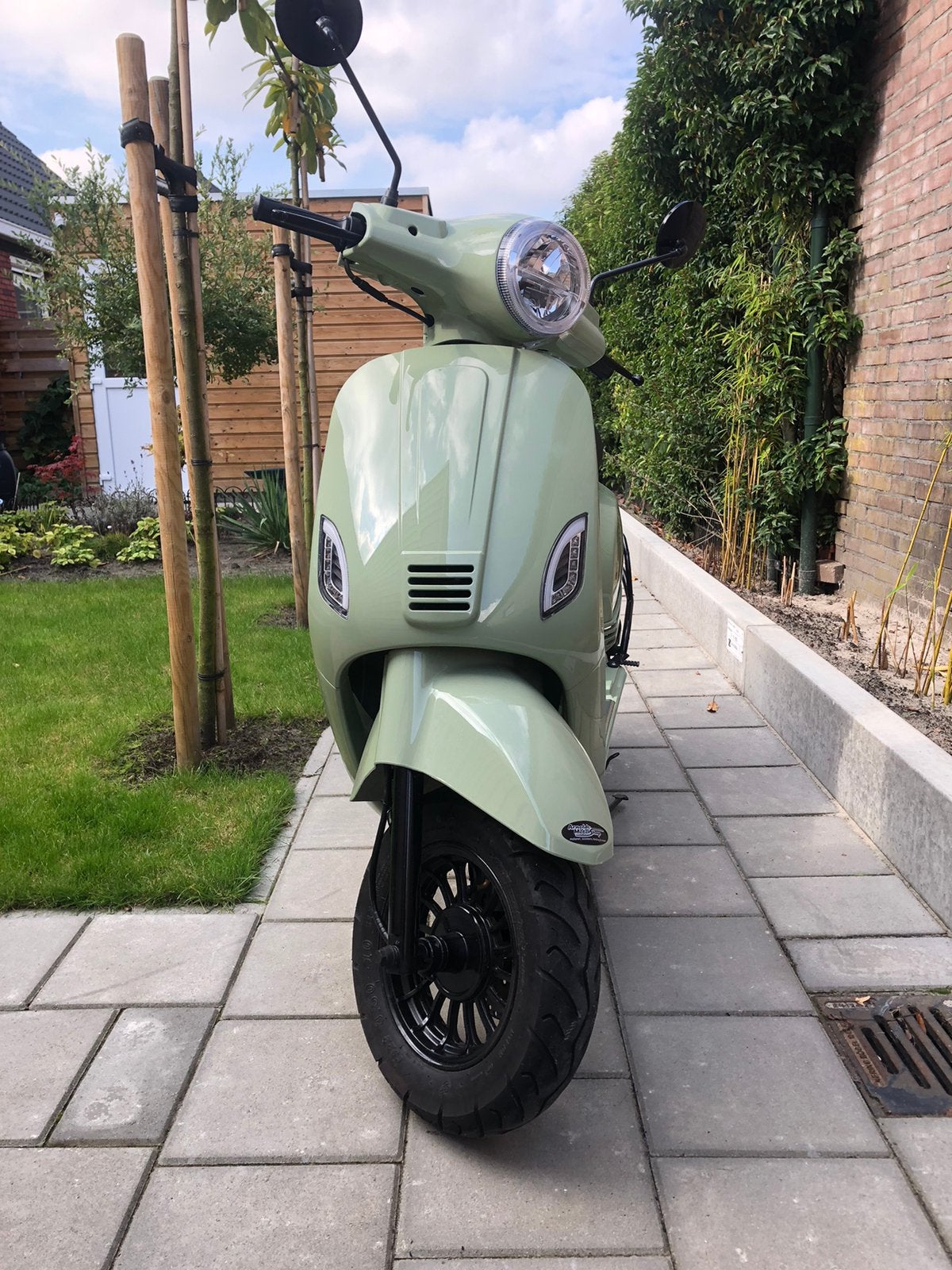Senzo scooter, Ophalen of Verzenden, Zo goed als nieuw, Benzine, Overige merken