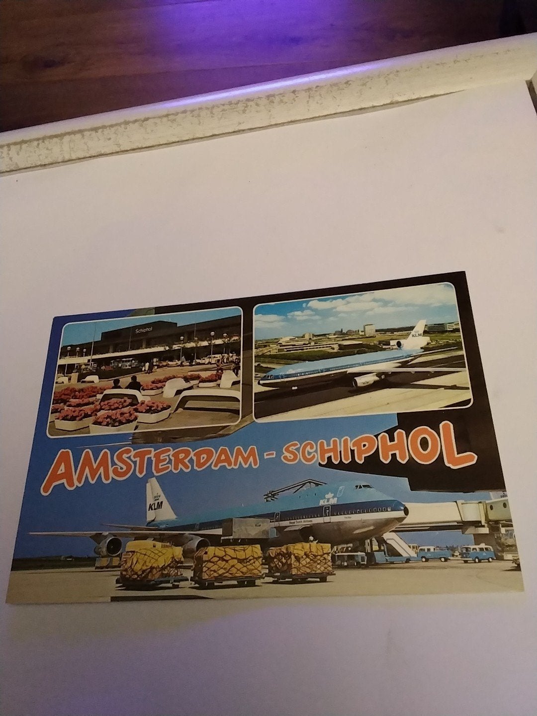 Vintage Ansichtkaart Amsterdam Schiphol KLM Vliegtuig, Ophalen of Verzenden