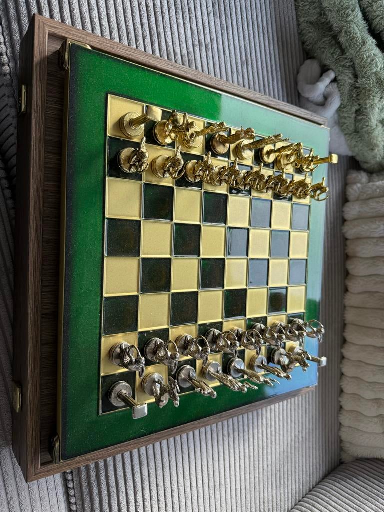 Manopoulos Griekse Mythologie Schaakset handgemaakt, Een of twee spelers, Ophalen of Verzenden, Gebruikt