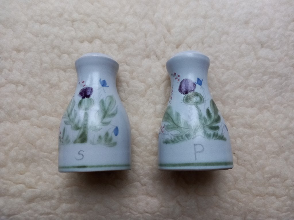 zeer mooi vintage stel peper & zout strooier buchan scotland, Ophalen