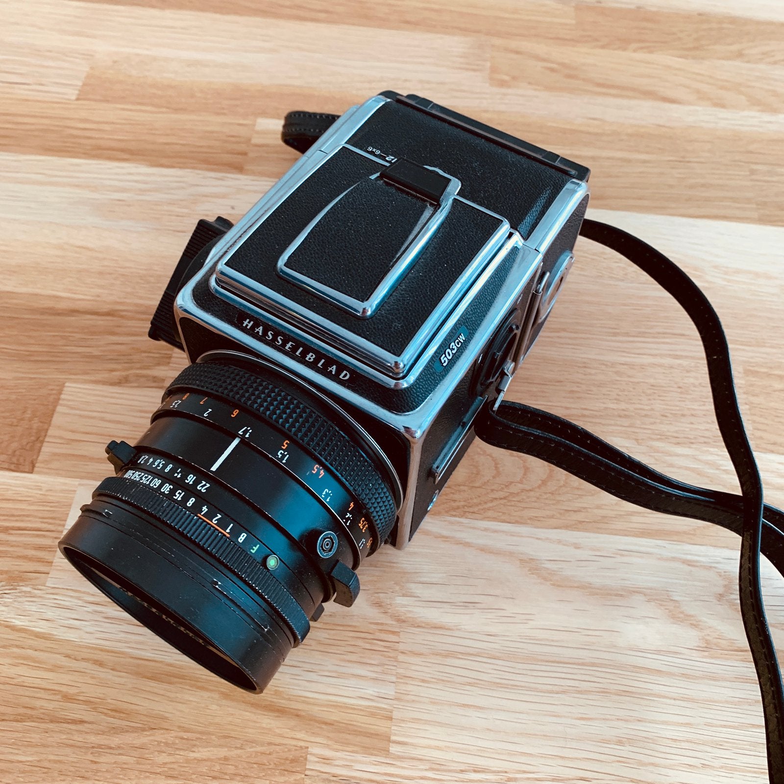 Hasselblad 503CW & Planar 80mm, Ophalen, Gebruikt, Spiegelreflex, Overige Merken