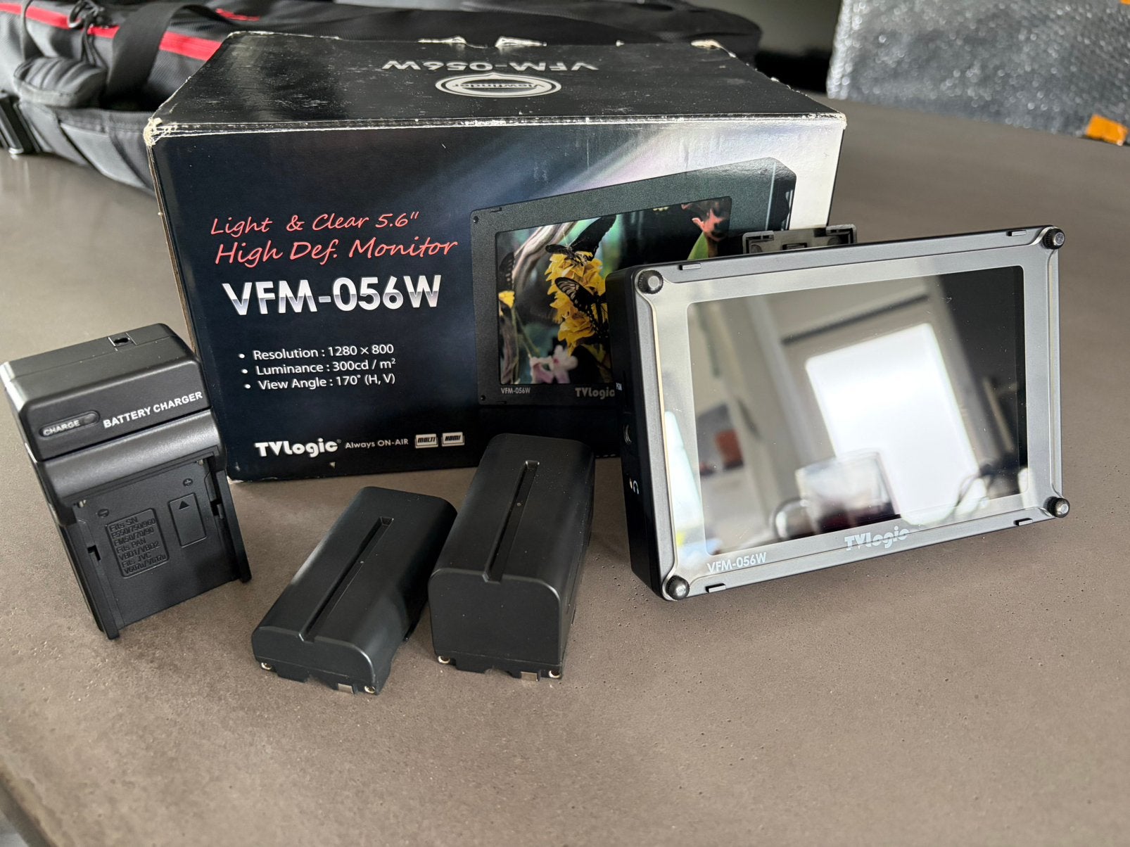 TVlogic VFM-056WP 5.6inch viewfinder, Ophalen of Verzenden, Zo goed als nieuw, Video