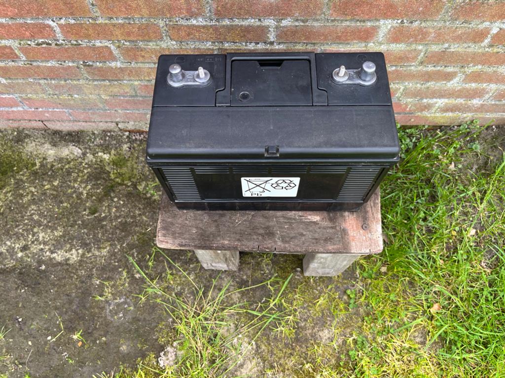 Deep cycle accu 105 AH, Ophalen
