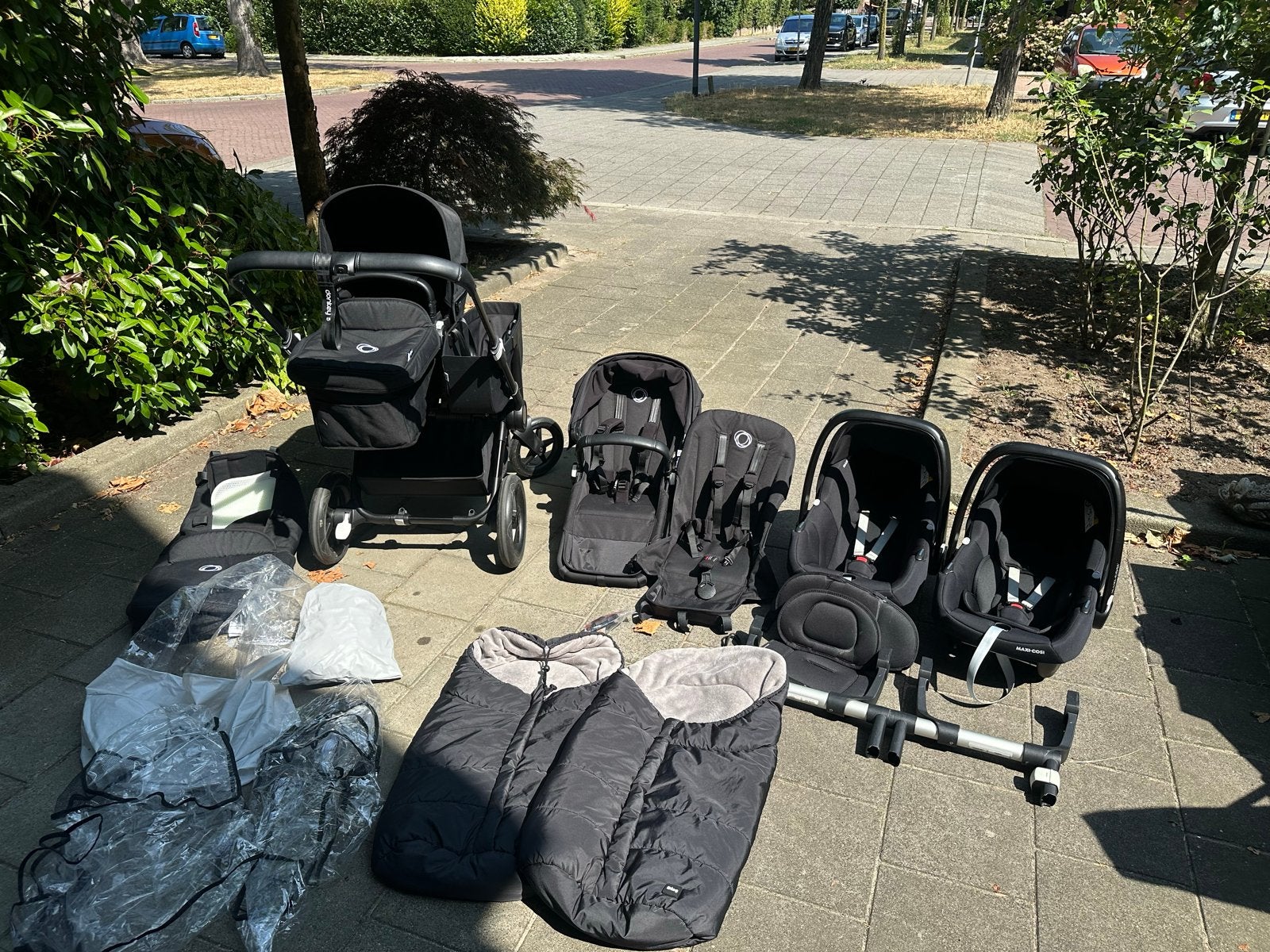 Bugaboo Donkey 5 Twin Complete Set met 2 Maxi-Cosi's, Kinderen en Baby's, Kinderwagens en Combinaties, Ophalen, Zo goed als nieuw