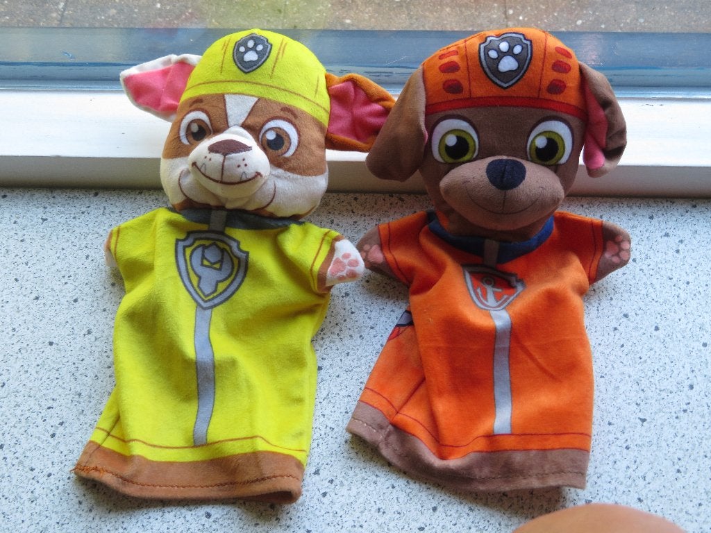 Handpop Paw Patrol Zuma Nickelodeon poppenkastpop Spinmaster, Paw Patrol, Ophalen of Verzenden, Gebruikt, Hond
