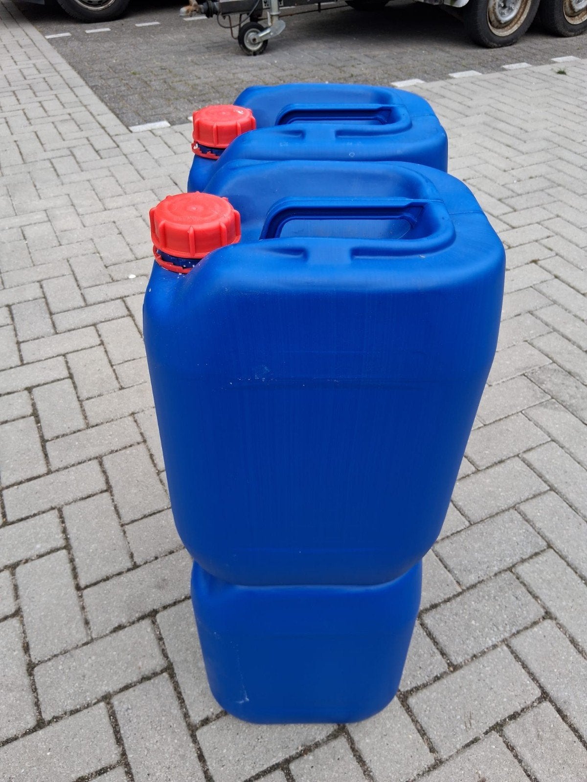 Jerrycans van 25 liter €5,00 per stuk, Ophalen, Gebruikt