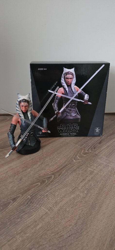 Star Wars Ahsoka Tano Buste Gentle Giant, Verzamelen, Ophalen of Verzenden, Zo goed als nieuw, Beeldje of Buste