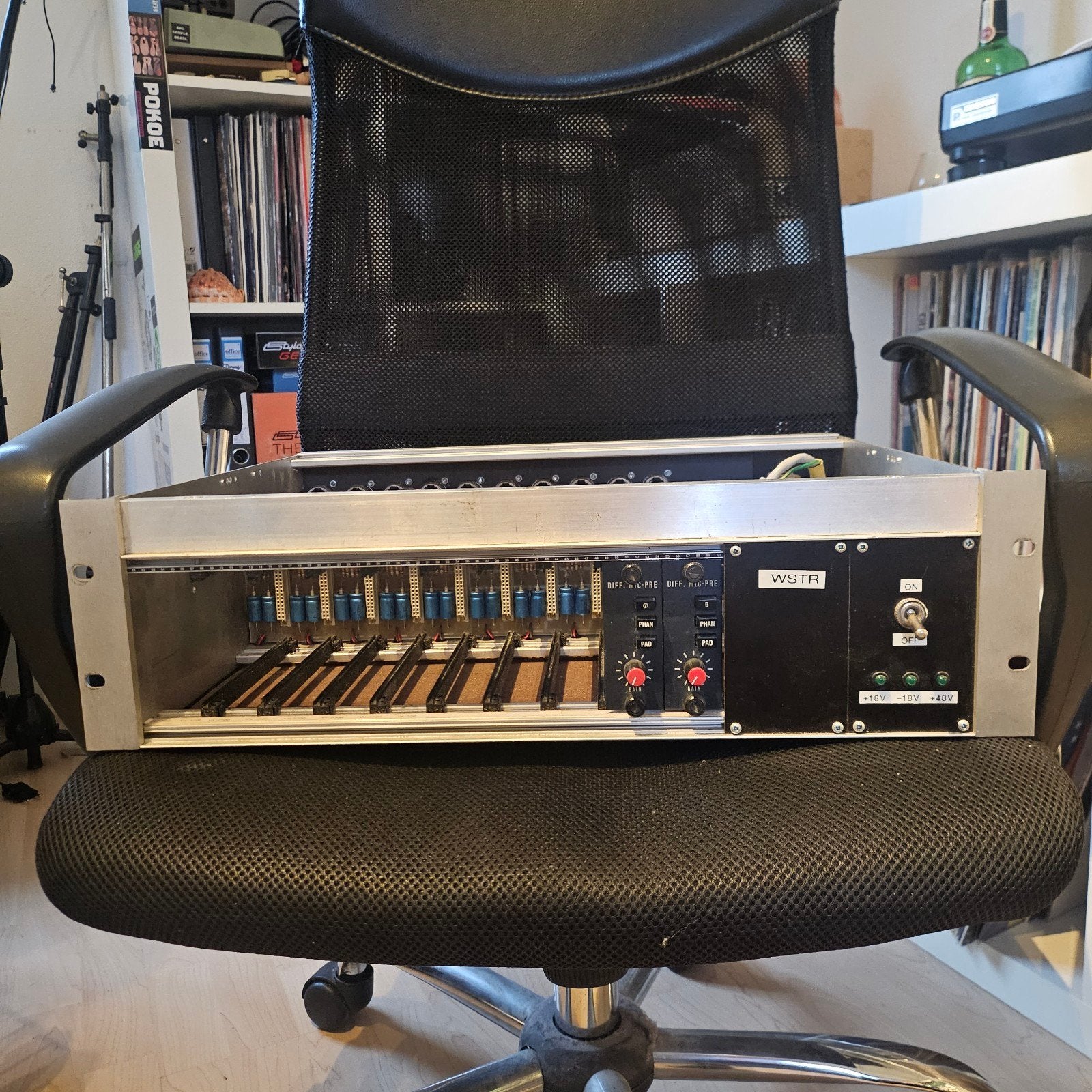 Mitsubishi Quad Eight Westar Preamps in Rack, Ophalen of Verzenden, Zo goed als nieuw