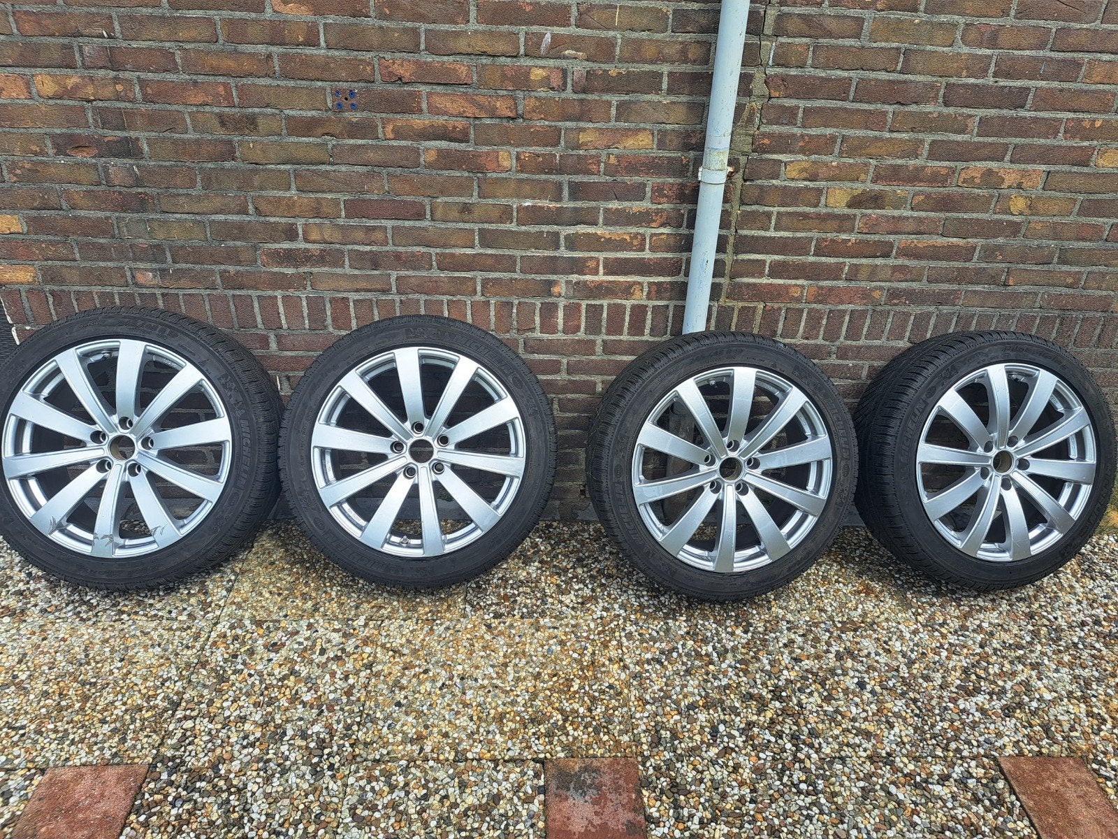 Origineel velgen ET40 met Michelin winterbanden, Auto-onderdelen, Banden en Velgen, 245 mm, Banden en Velgen, Winterbanden, Personenwagen