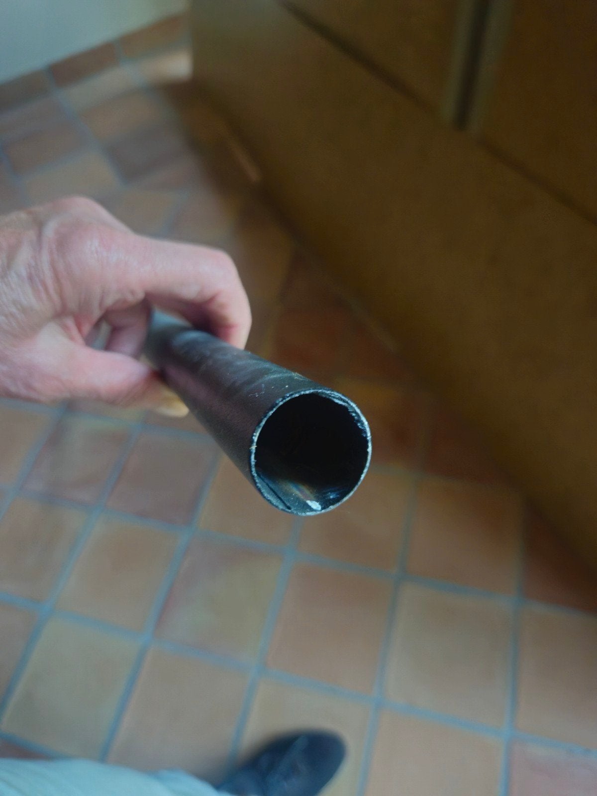 Zwarte metalen buis GRATIS, Huis en Inrichting, Stoffering | Gordijnen en Lamellen, Ophalen