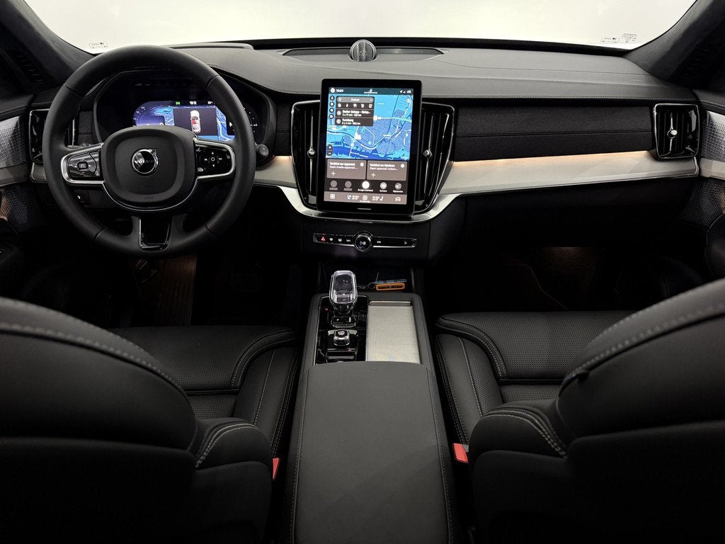 Volvo XC90 2.0 T8 Plug-in hybrid AWD Ultra Black Edition 7P, Gebruikt, 4 cilinders, 1969 cc, 7 stoelen