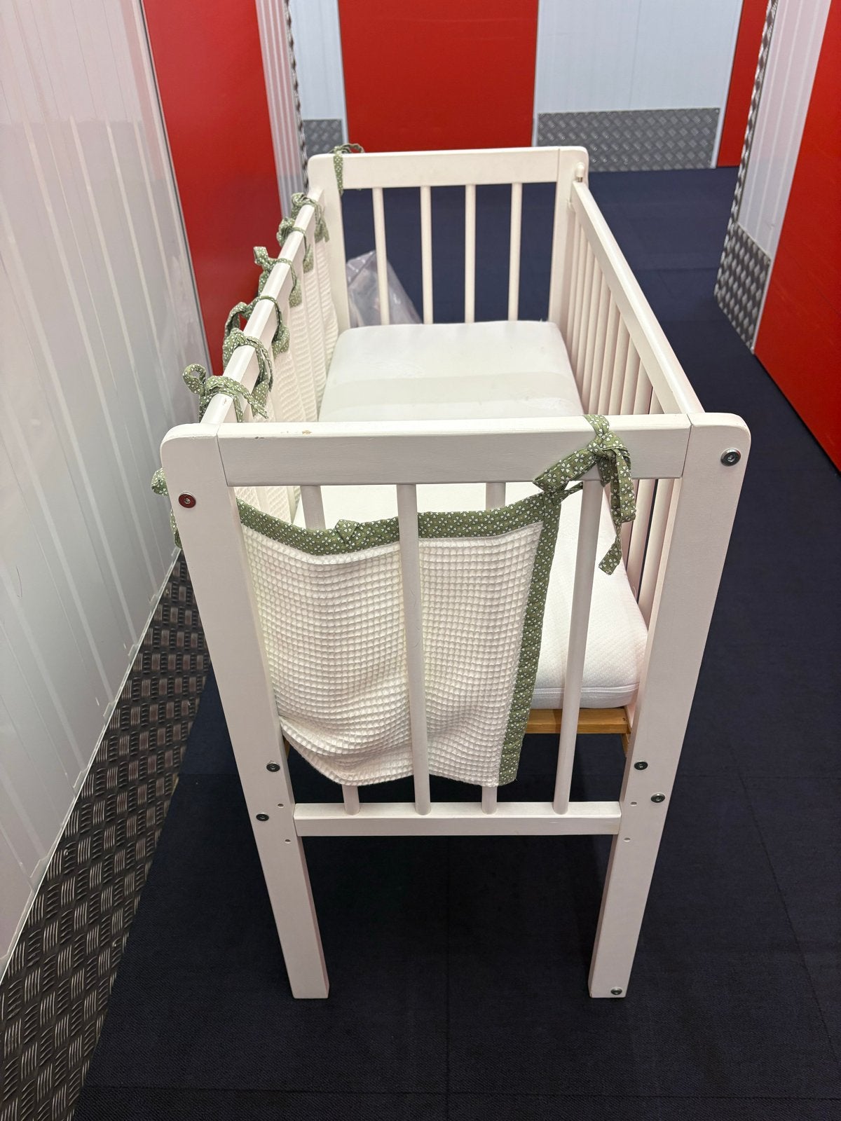 Co sleeper Petite Amelie, Kinderen en Baby's, Babywiegjes en Ledikanten, Ophalen, Gebruikt, Wieg