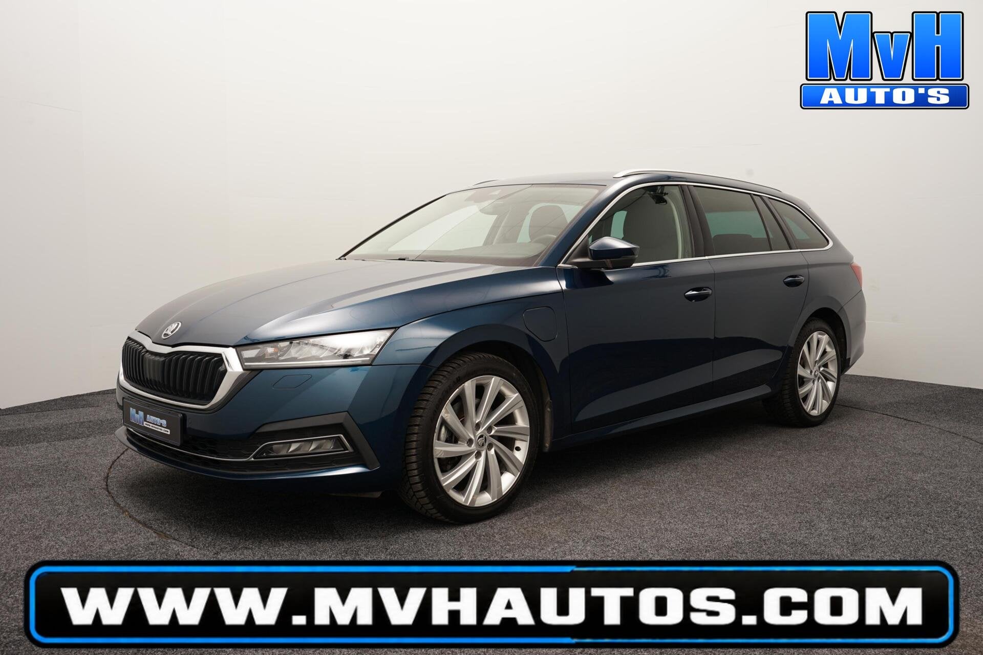 Skoda Octavia Combi 1.4 TSI PHEV Business|CAM|STOEL.VW|SOH89, Gebruikt, Euro 6, Blauw, Plug-in hybride