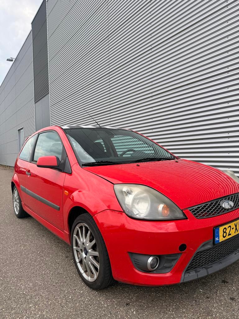 Ford Fiesta 1.6 16V 3DR Rally Edition (2007) – Nr. 53/250, Voorwielaandrijving, 1596 cc, 15 km/l, 40 €/maand