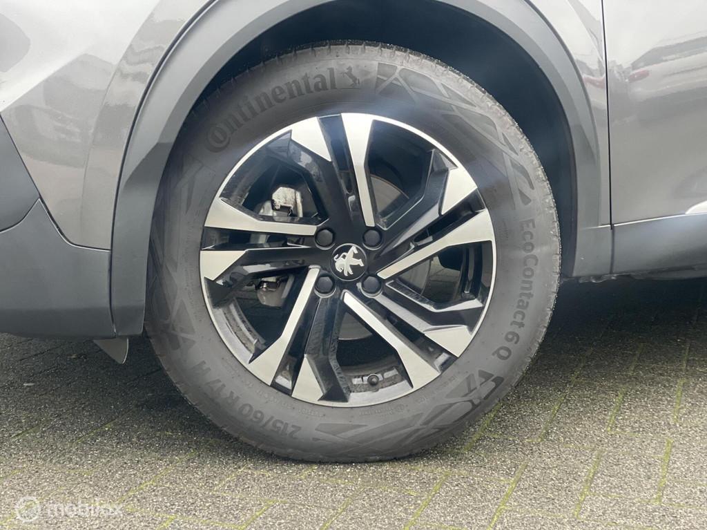 Peugeot 2008 1.2 PureTech 130 Allure, Parkeersensor, Gebruikt, 1199 cc, 1180 kg