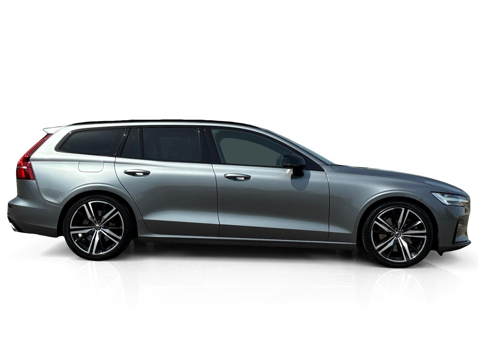 Volvo V60 2.0 T5 250 PK R-Design  LED  CarPlay  19, 15 km/l, Euro 6, 4 cilinders, 1969 cc