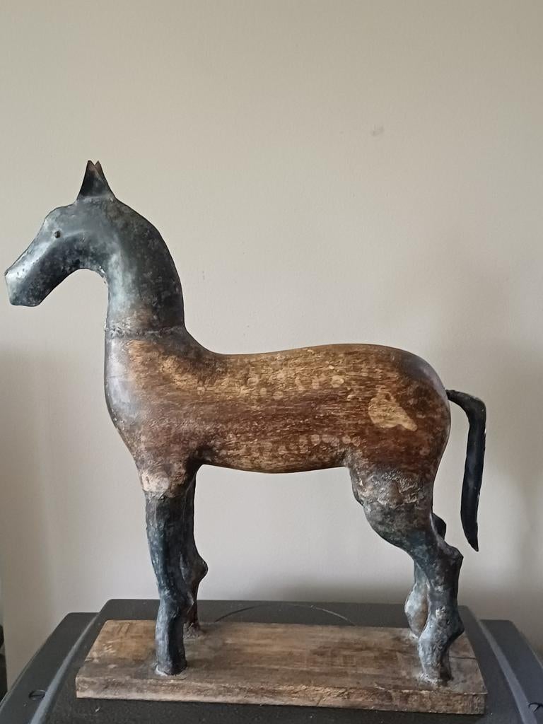 Vintage  Houten-paard sculptuur., Verzamelen, Ophalen, Zo goed als nieuw, Paard, Beeldje of Figuurtje